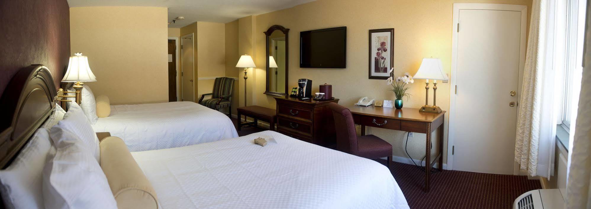 Capitol Plaza Hotel Montpelier Tapestry Collection By Hilton Екстериор снимка